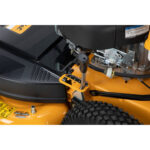 Cub Cadet CC 800 Cyclocut Wide Area Mower - Image 7